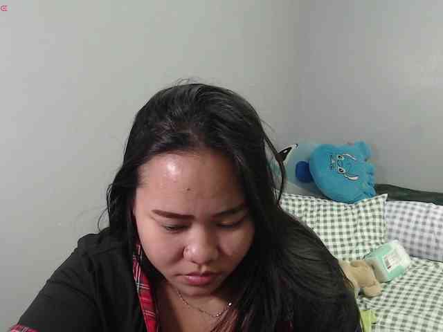 BubbleButtPinay webcam
