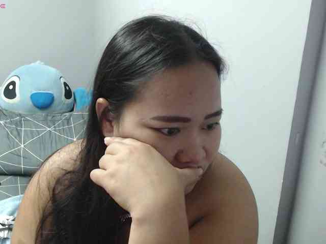 BubbleButtPinay webcam