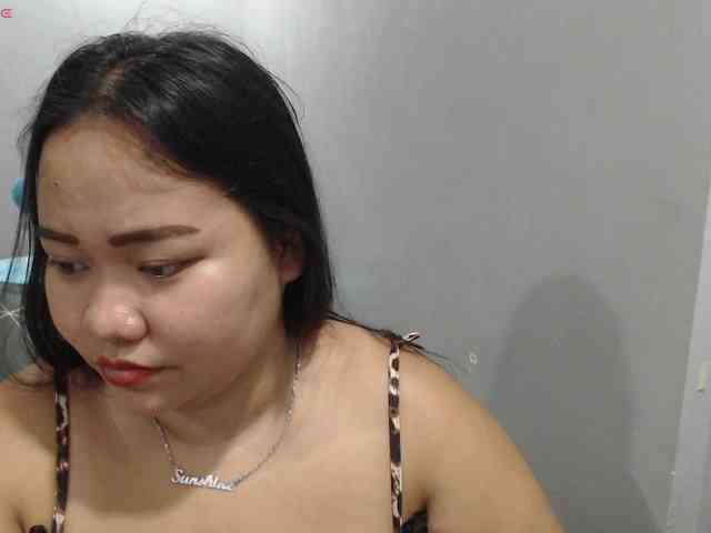 BubbleButtPinay webcam