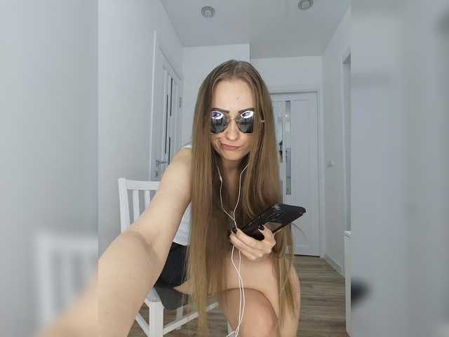 Schumaxer777's BongaCams show and profile