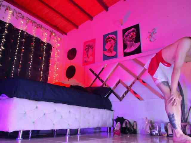 axellcollins Live Webcam on BongaCams