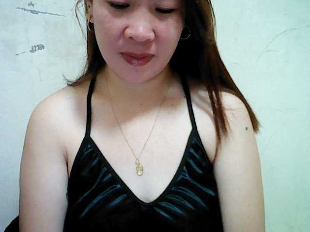 LovelyYna's BongaCams show and profile