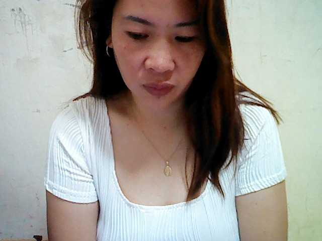 LovelyYna's BongaCams show and profile