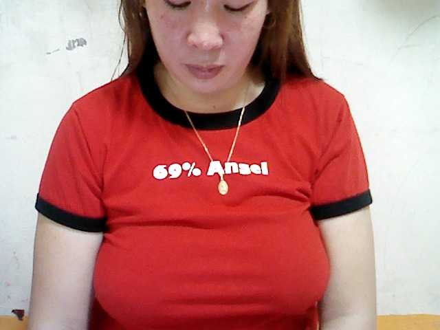 LovelyYna's BongaCams show and profile