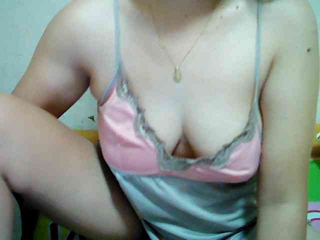 SweetAsian webcam