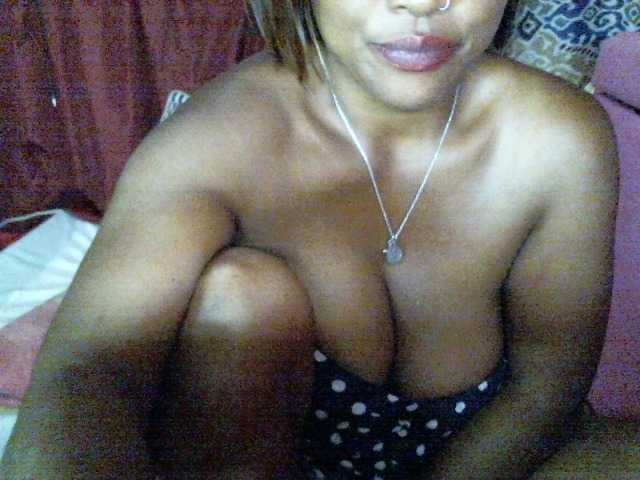 butterfly007's BongaCams show and profile