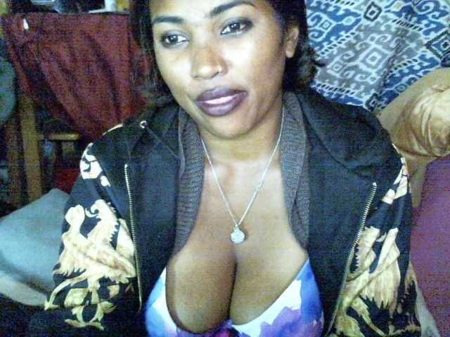 butterfly007's BongaCams show and profile