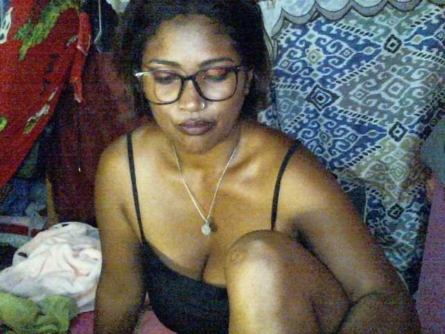 butterfly007's BongaCams show and profile