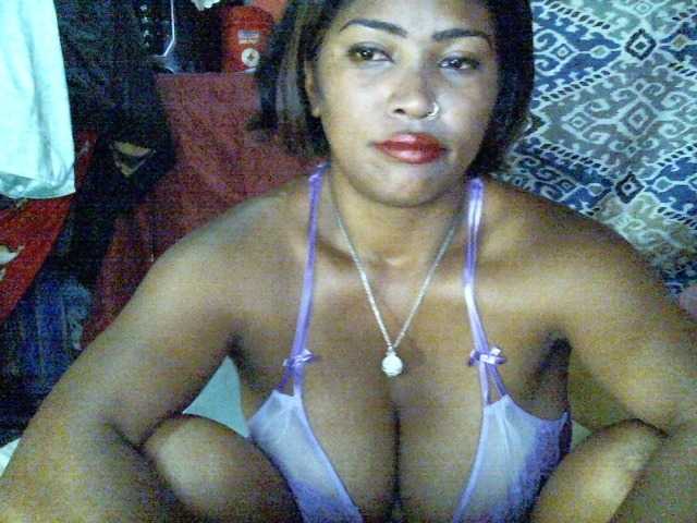 butterfly007's BongaCams show and profile