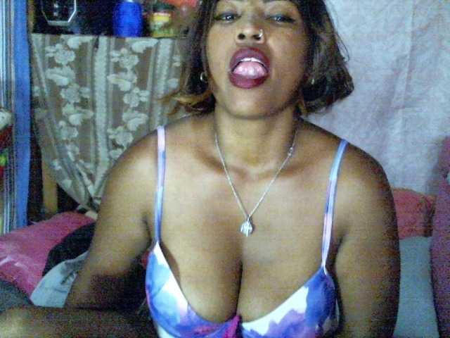 butterfly007's BongaCams show and profile