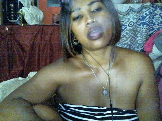 butterfly007's BongaCams show and profile