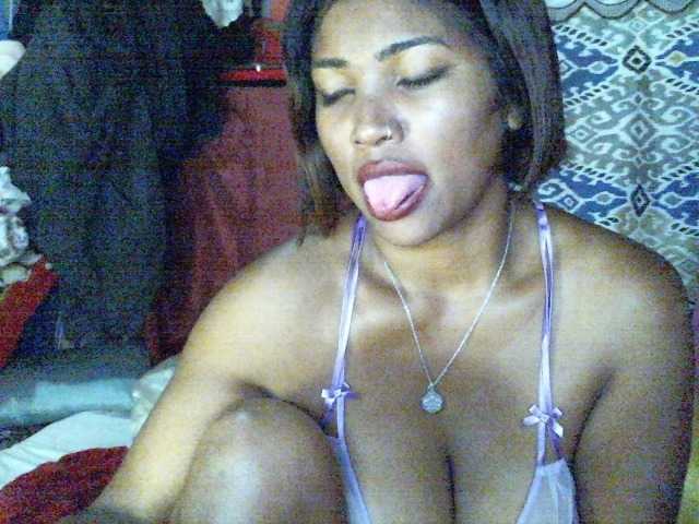 butterfly007's BongaCams show and profile