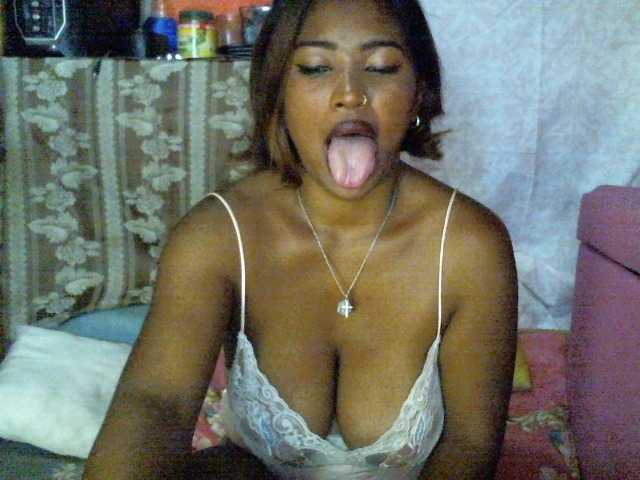 butterfly007's BongaCams show and profile