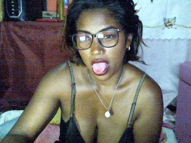 butterfly007's BongaCams show and profile