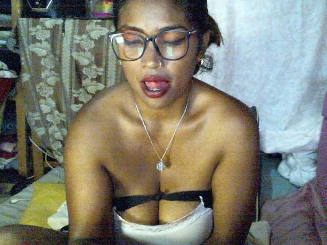 butterfly007's BongaCams show and profile