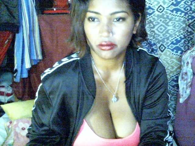 butterfly007's BongaCams show and profile
