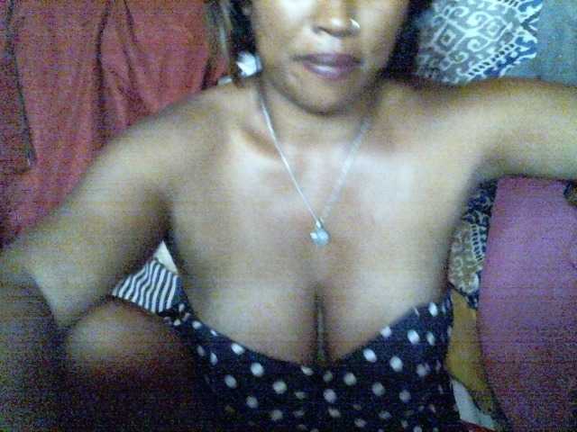 butterfly007's BongaCams show and profile