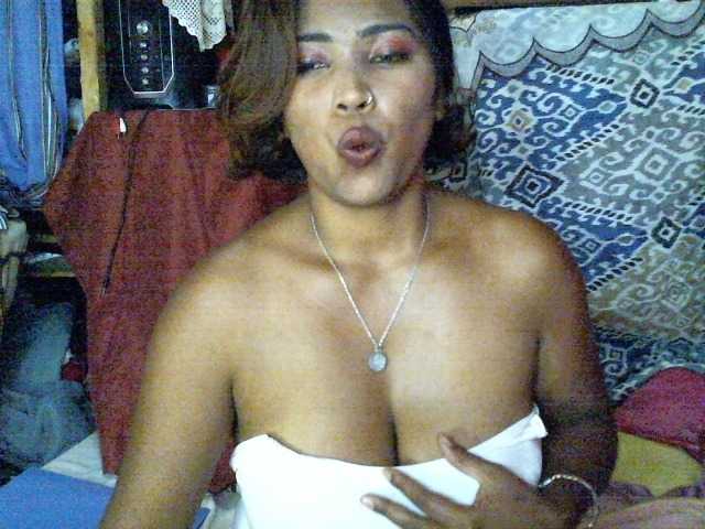 butterfly007's BongaCams show and profile