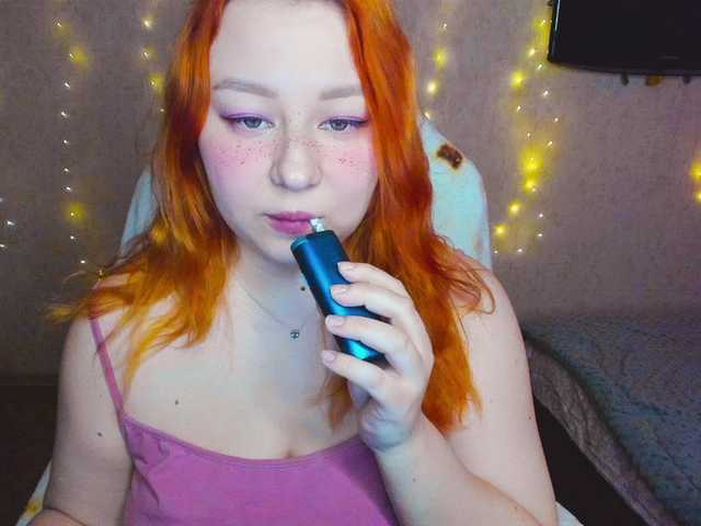 MilkaFoxy's BongaCams show and profile