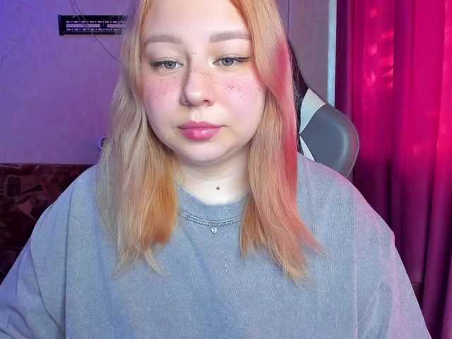 видео MilkaFoxy