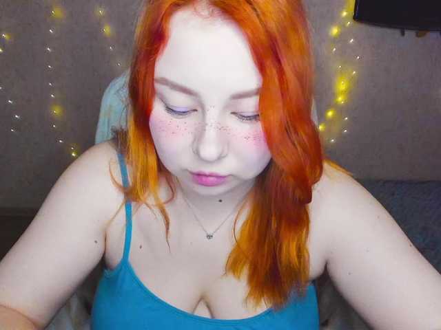 MilkaFoxy's BongaCams show and profile