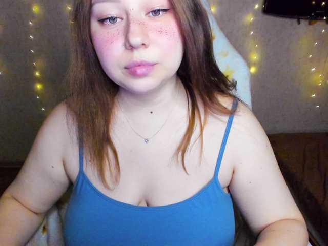 MilkaFoxy Live Cam on BongaCams