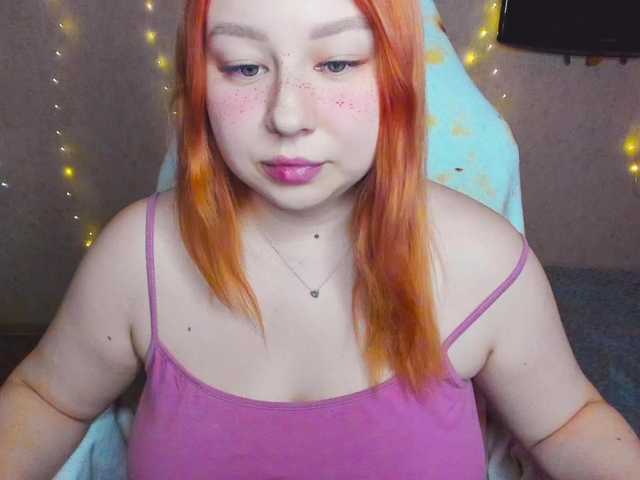MilkaFoxy's BongaCams show and profile
