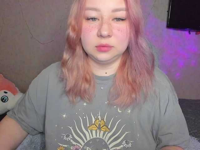 MilkaFoxy's BongaCams show and profile