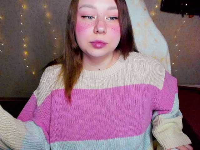 MilkaFoxy's BongaCams show and profile