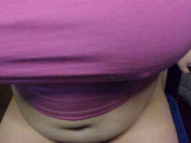 MilkaFoxy's BongaCams show and profile