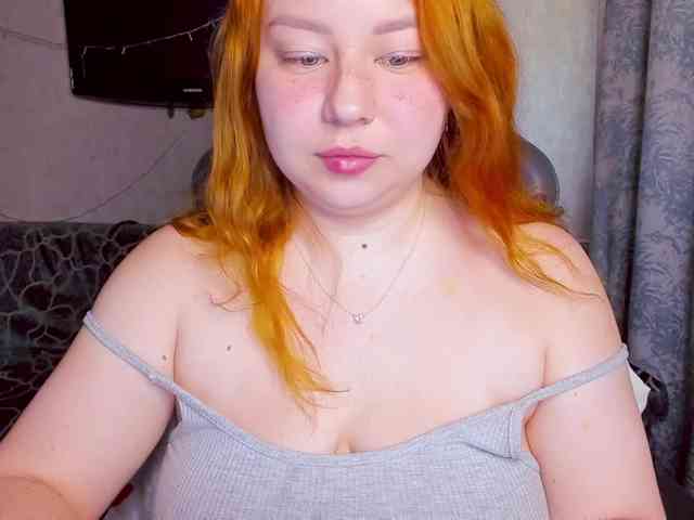 MilkaFoxy webcam