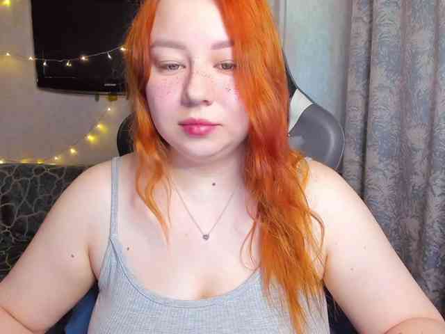 MilkaFoxy webcam