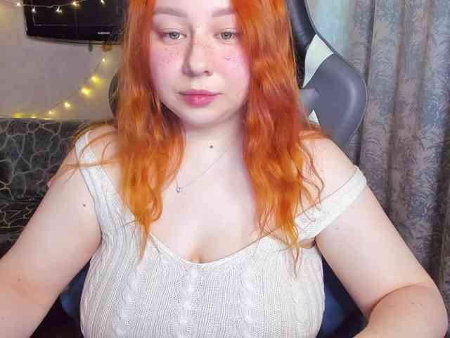 MilkaFoxy webcam