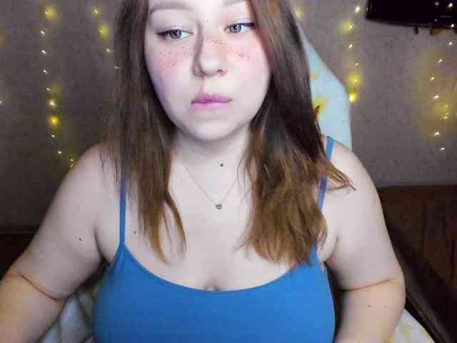MilkaFoxy webcam