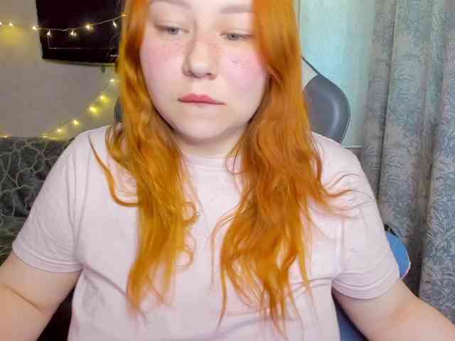 MilkaFoxy webcam