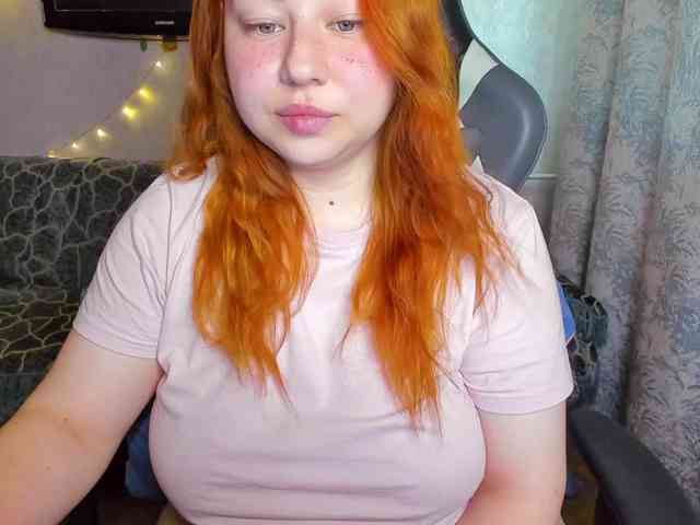 MilkaFoxy webcam