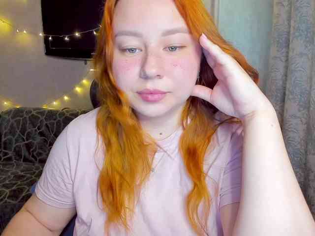 MilkaFoxy webcam
