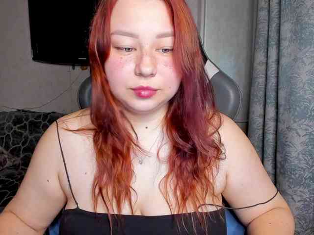 MilkaFoxy webcam