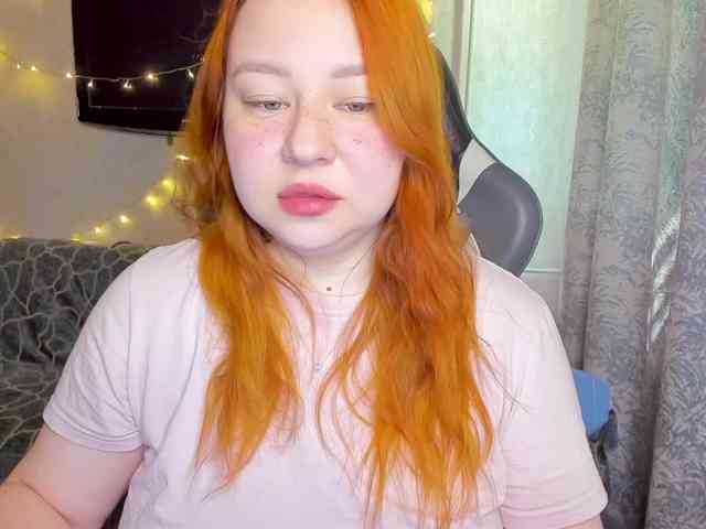 MilkaFoxy webcam