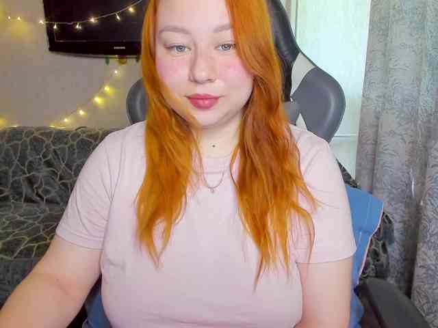 MilkaFoxy webcam