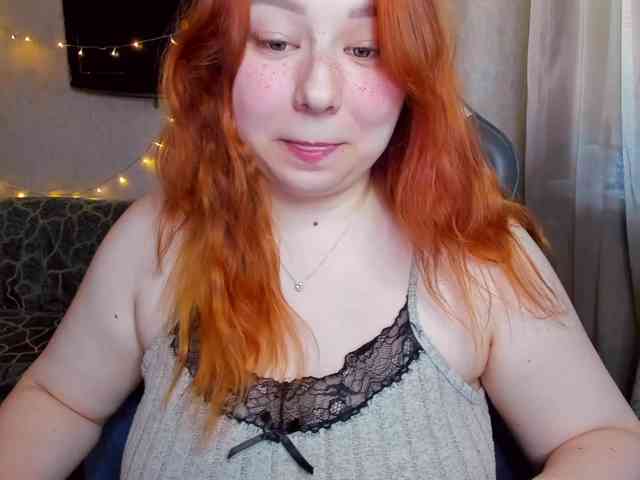 MilkaFoxy webcam