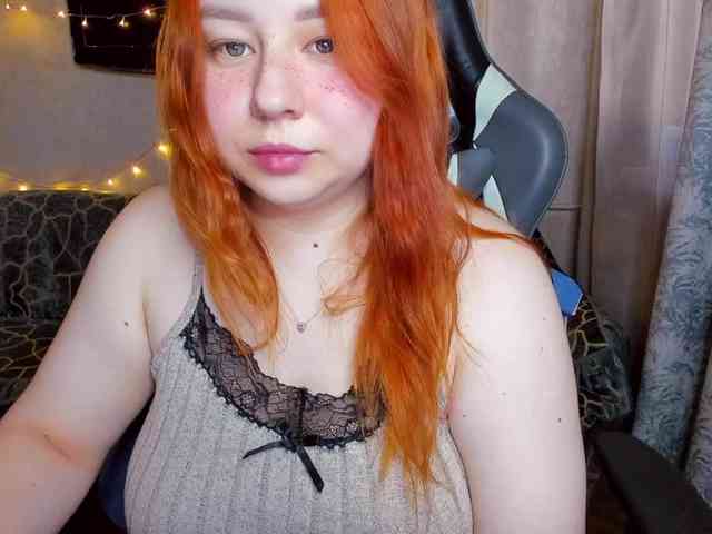 MilkaFoxy webcam