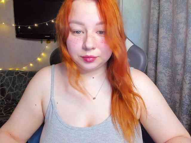 MilkaFoxy webcam