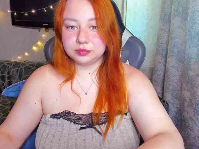 MilkaFoxy webcam