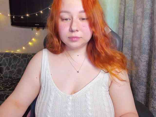 MilkaFoxy webcam