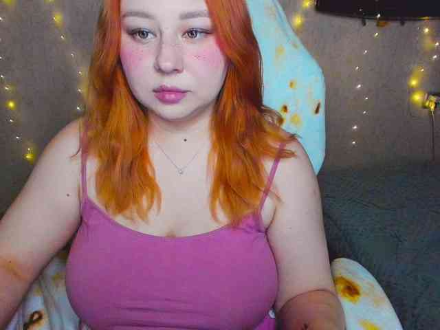 MilkaFoxy webcam