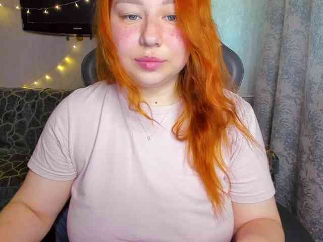 MilkaFoxy webcam