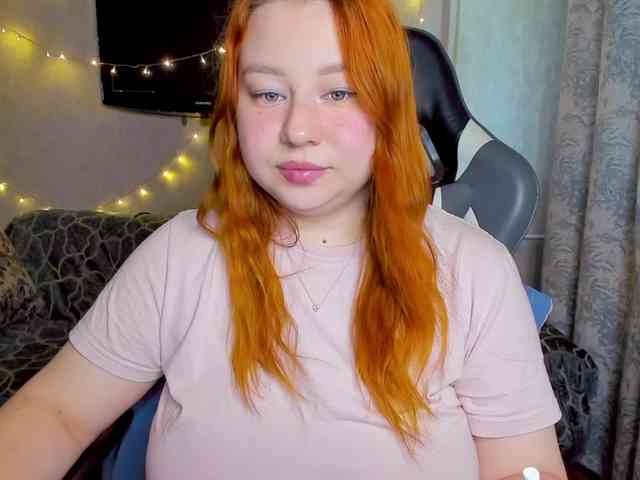 MilkaFoxy webcam
