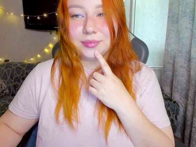 MilkaFoxy webcam
