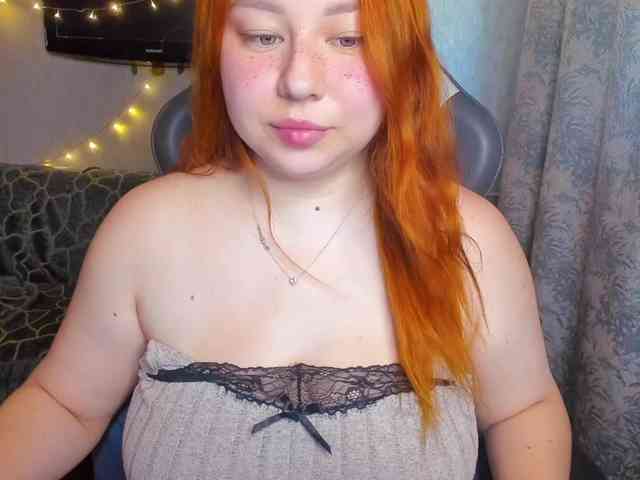 MilkaFoxy webcam